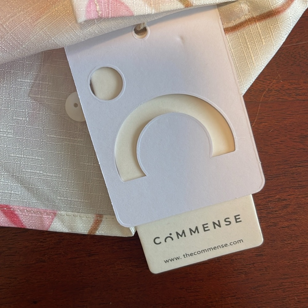 NWT.. Pink and White Floral Dress by Commense in size small. - Picture 5 of 7
